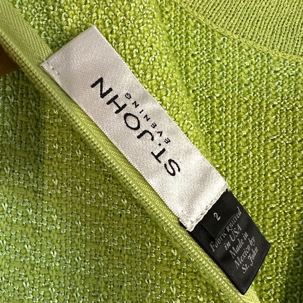 St. John Evening Green Tea Textured knit Dress, Size 2 - Picture 4 of 4